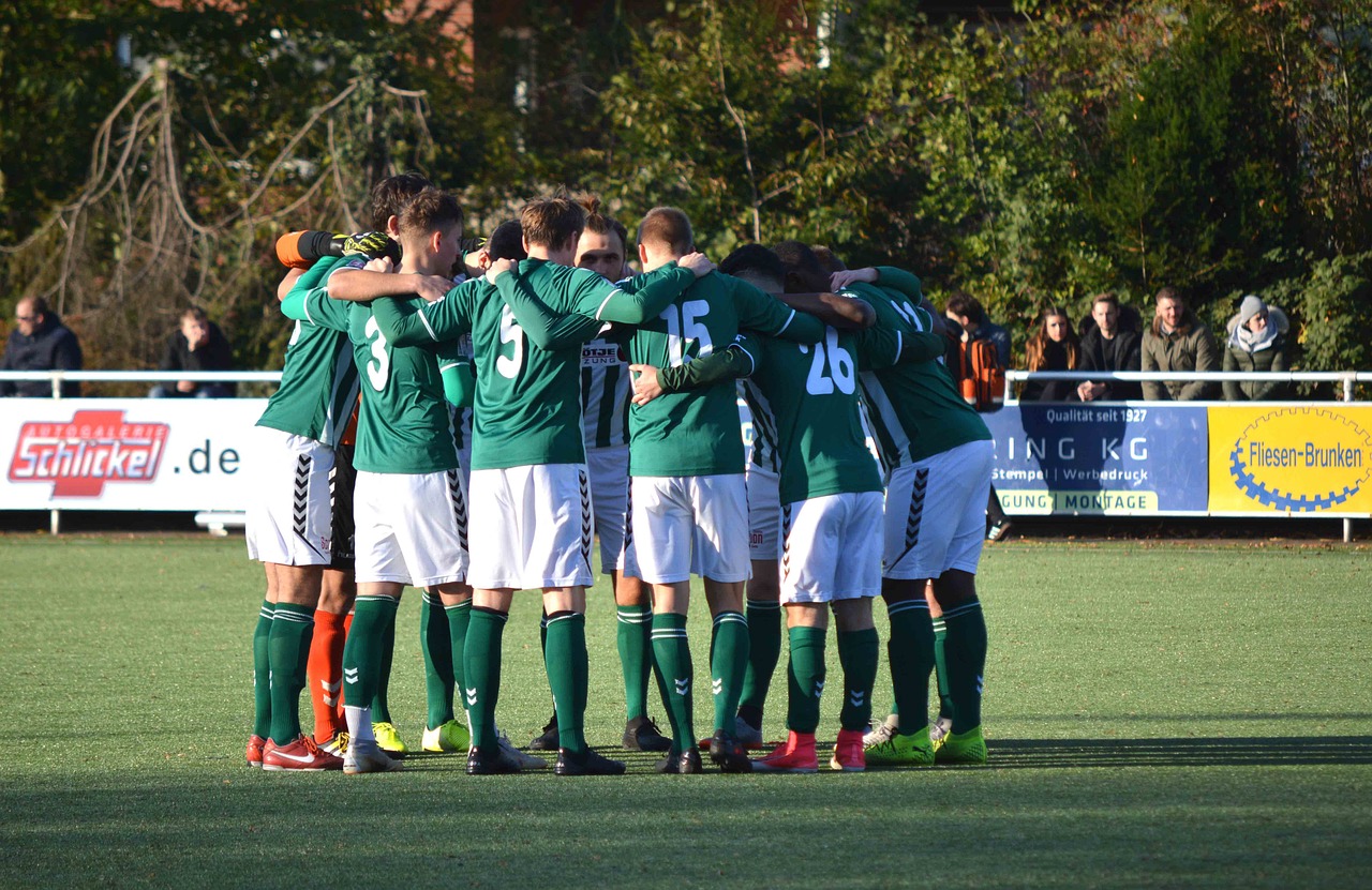 咸鱼实名账号：实名制账户中的技术互动及其逐步升级变革。